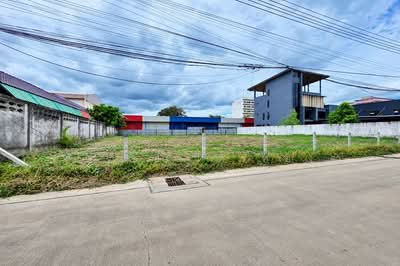 ขาย - ซอยนวลจันทร์ 56 แยก 5 แขวงนวลจันทร์ เขตบึงกุ่ม กรุงเทพมหานคร 10230, กรุงเทพ