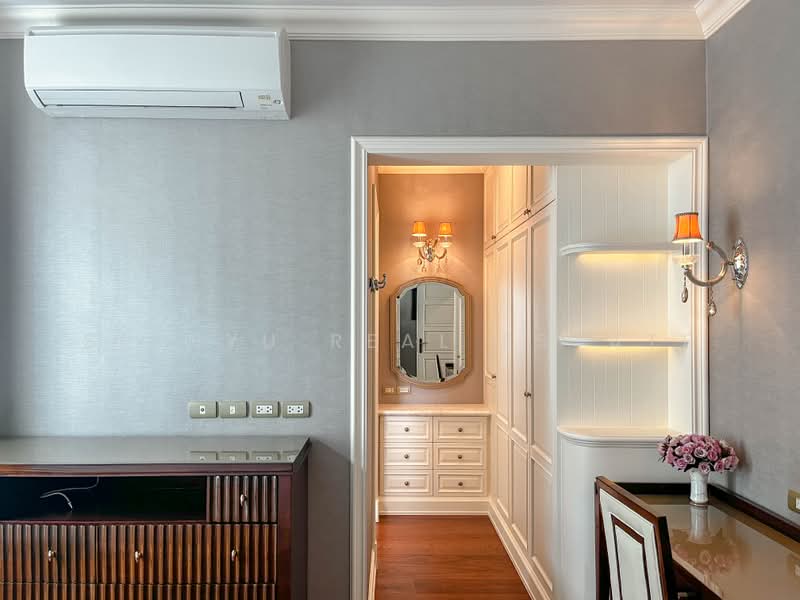 Luxury House for Sale in Sukhumvit 61, Ekkamai | Spacious 600 Sq.m. Private Residence in Prime Bangk, กรุงเทพ, คลองตันเหนือ, วัฒนา, กรุงเทพ, 600 ตร.ม., บ้านเดี่ยว ขาย, โดย Shinyu Real Estate, 500490669 - DDproperty.com