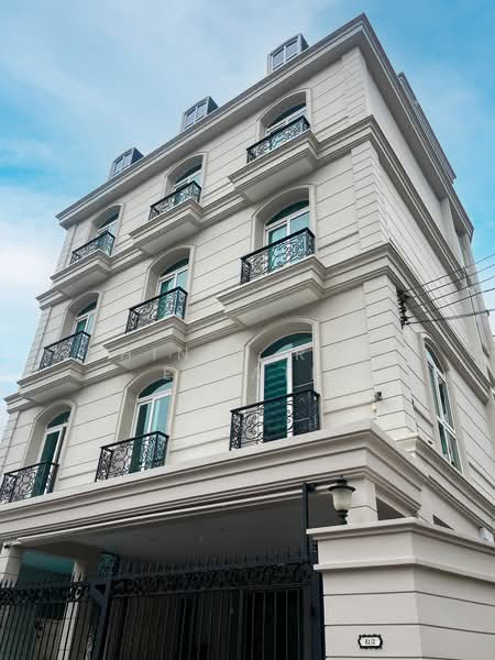 Luxury House for Sale in Sukhumvit 61, Ekkamai | Spacious 600 Sq.m. Private Residence in Prime Bangk, กรุงเทพ, คลองตันเหนือ, วัฒนา, กรุงเทพ, 600 ตร.ม., บ้านเดี่ยว ขาย, โดย Shinyu Real Estate, 500490669 - DDproperty.com