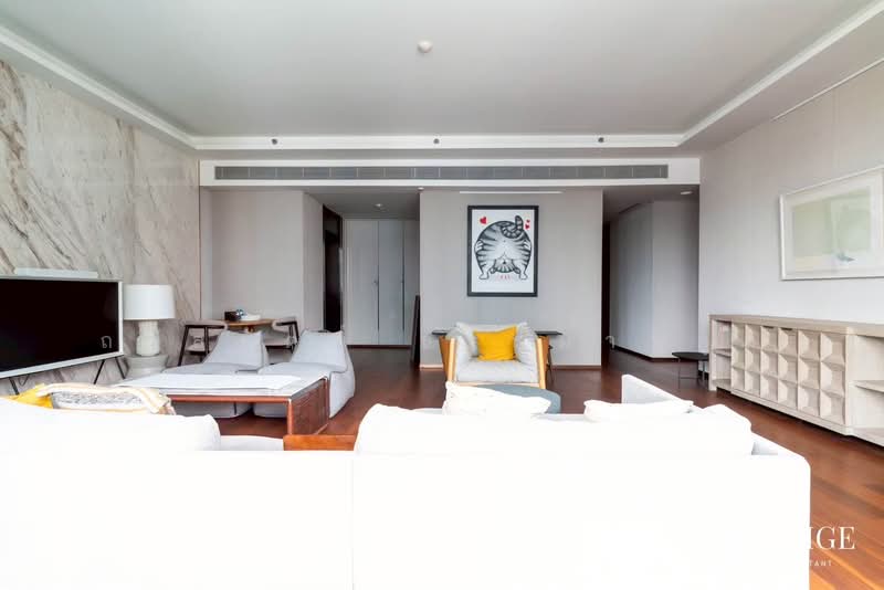The Estelle Phrom Phong, Bangkok, 131 Soi Sukhumvit 26, Khong Tan, Khlong Toei, Bangkok, 4 Bedrooms, 229 sqm, Condo For Rent, by ถวัลรัตน์ ธรรมานุกูล, 500490694 - DDproperty.com