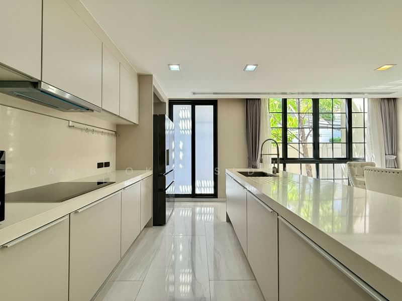 Quarter 31, Bangkok, 333 Soi Sukhumvit 31, Khlong Tan Nua, Watthana, Bangkok, 4 Bedrooms, 425 sqm, Townhouse For Sale, by Bangkok Residential, 500490703 - DDproperty.com