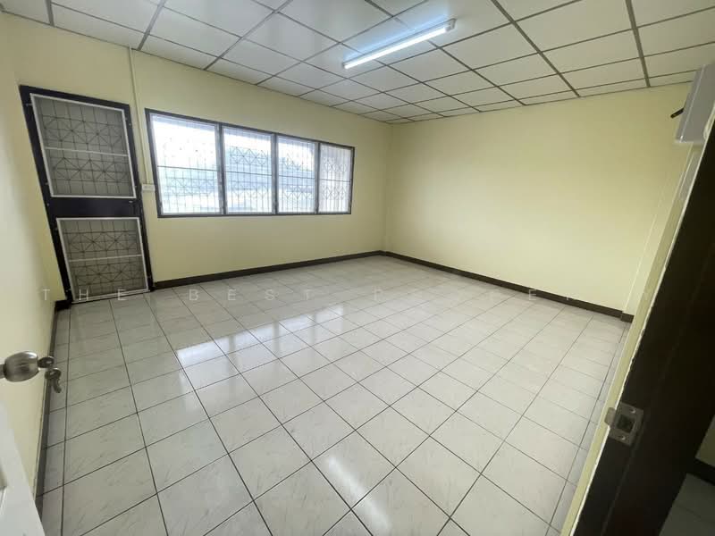 ทาวน์เฮ้าส์ดอนหัวฬ่อ ชลบุรี, Chon Buri (Pattaya), Don Hualo, Muang Chon Buri, Chon Buri (Pattaya), 2 Bedrooms, 100 sqm, Townhouse For Sale, by The Best Property กิ๊ก, 500490705 - DDproperty.com