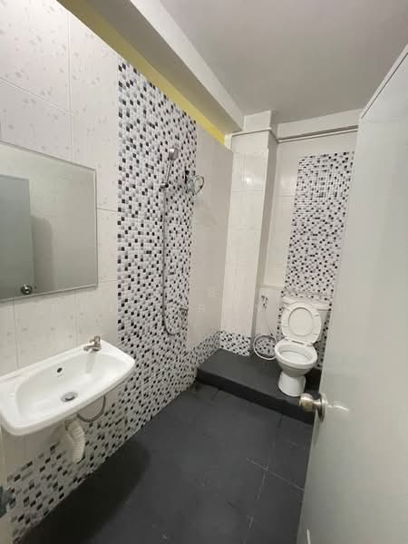 ทาวน์เฮ้าส์ดอนหัวฬ่อ ชลบุรี, Chon Buri (Pattaya), Don Hualo, Muang Chon Buri, Chon Buri (Pattaya), 2 Bedrooms, 100 sqm, Townhouse For Sale, by The Best Property กิ๊ก, 500490705 - DDproperty.com