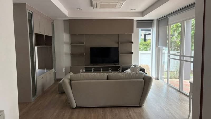 Villa Arcadia Srinakarin : วิลล่า อะคาเดีย ศรีนครินทร์, สมุทรปราการ, ซอย หมู่บ้านวิลล่าอะคาเดียศรีนครินทร์, บางแก้ว, บางพลี, สมุทรปราการ, 220 ตร.ม., บ้านเดี่ยว ให้เช่า, โดย LINE @firststep, 500490710 - DDproperty.com