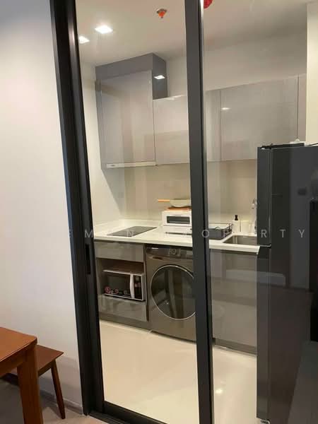 Life Asoke Hype, Bangkok, 339 Chaturathit Rd, Makkasan, Ratchathewi, Bangkok, 1 Bedroom, 36 sqm, Condo For Rent, by Caveman Property, 500490740 - DDproperty.com
