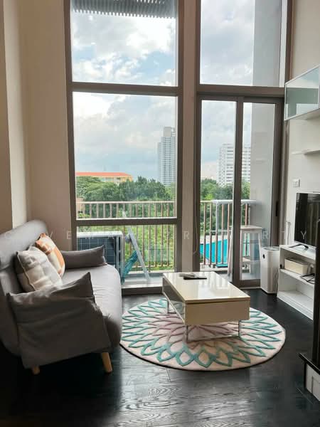 IDEO Morph 38, Bangkok, 88 Sukhumvit Road, Phra Kanong, Khlong Toei, Bangkok, 1 Bedroom, 38 sqm, Condo For Rent, by Caveman Property, 500490752 - DDproperty.com