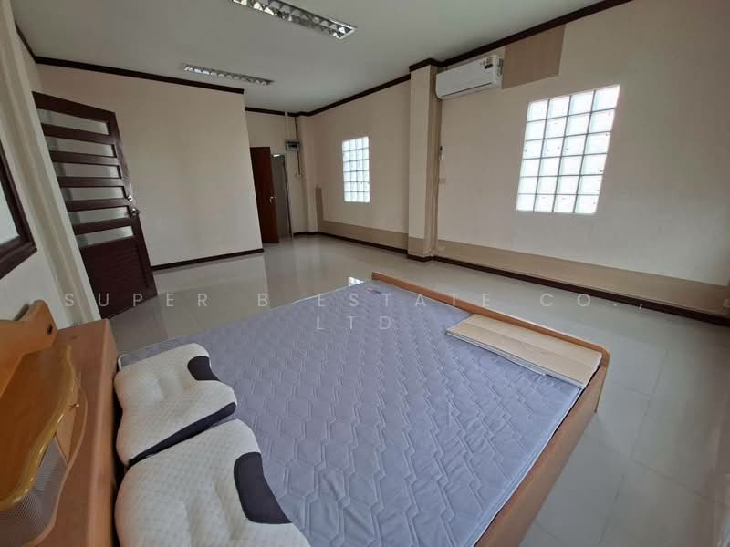 ตึกเเถว ซอย เทพทวี2, Bangkok, ศรีนครินทร์, Suan Luang, Bangkok, , 200 sqm, Shophouse For Sale, by Super B Estate Co., Ltd, 500490759 - DDproperty.com