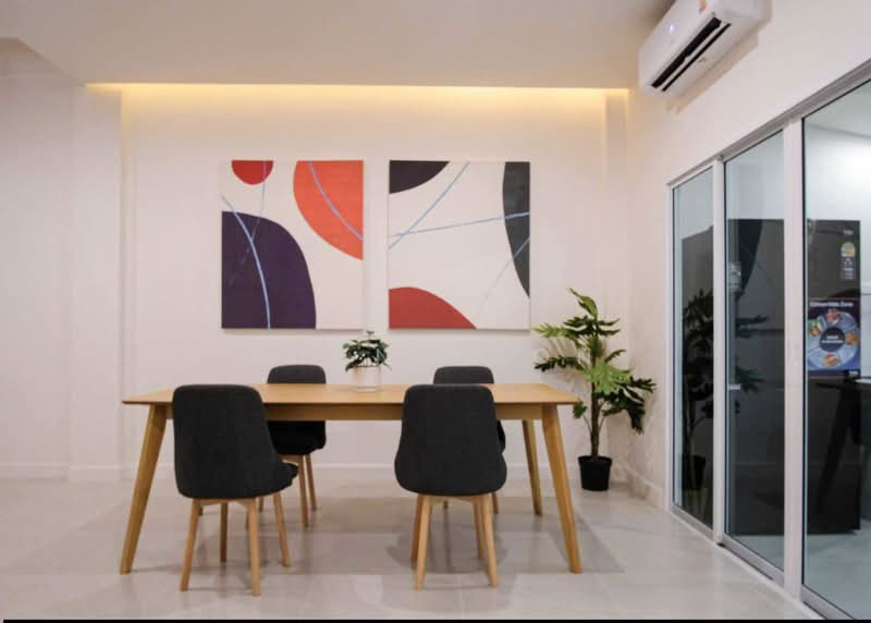 3-Story Townhome for Rent | Fully Furnished | Near BTS Si La Salle (SPSSR361), Samut Prakan, ศรีด่าน 24, Samrong Nua, Muang Samut Prakarn, Samut Prakan, 3 Bedrooms, 230 sqm, Townhouse For Rent, by Khun Poon, 500490778 - DDproperty.com
