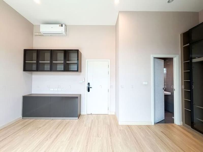 Verve Ramkhamhaeng-Wongwaen, Bangkok, Ratpattana Saphan Sung, Saphan Sung, Bangkok, 3 Bedrooms, 123 sqm, Townhouse For Sale, by คุณรุ่งนภา ศาสนะ (ออย), 500490780 - DDproperty.com