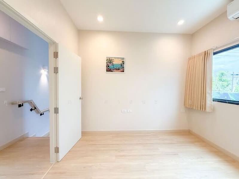 Verve Ramkhamhaeng-Wongwaen, Bangkok, Ratpattana Saphan Sung, Saphan Sung, Bangkok, 3 Bedrooms, 123 sqm, Townhouse For Sale, by คุณรุ่งนภา ศาสนะ (ออย), 500490780 - DDproperty.com