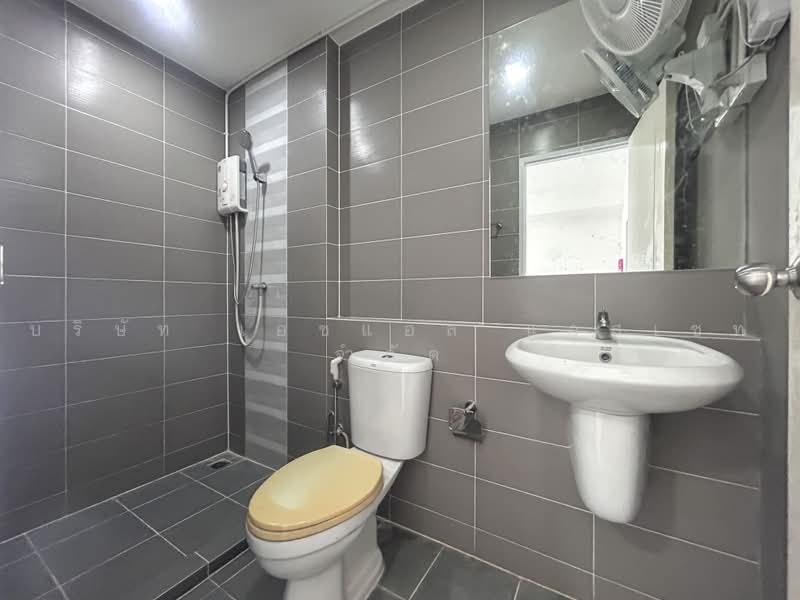 Pleno Ratchapruek-Chaengwattana, Pathum Thani, O Bo Cho Rim Khan Khlong Ko Kriang Road, Bang Khu Wat, Muang Pathum Thani, Pathum Thani, 3 Bedrooms, 120 sqm, Townhouse For Sale, by บริษัท เอชแอล แอสเซท จำกัด, 500490788 - DDproperty.com