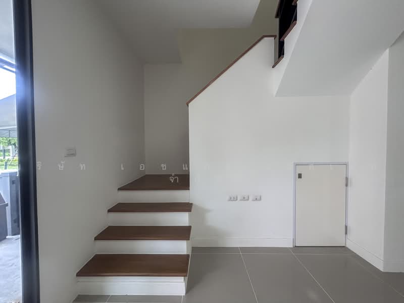 Pleno Ratchapruek-Chaengwattana, Pathum Thani, O Bo Cho Rim Khan Khlong Ko Kriang Road, Bang Khu Wat, Muang Pathum Thani, Pathum Thani, 3 Bedrooms, 120 sqm, Townhouse For Sale, by บริษัท เอชแอล แอสเซท จำกัด, 500490788 - DDproperty.com