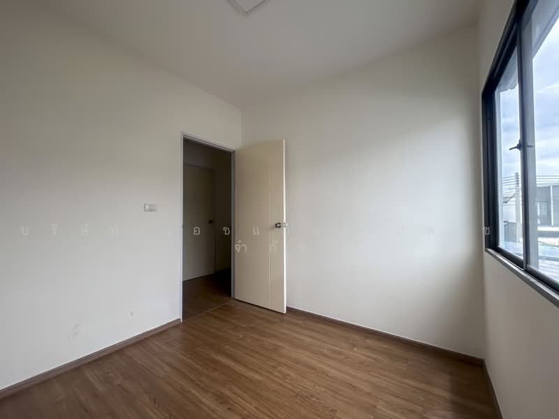 Pleno Ratchapruek-Chaengwattana, Pathum Thani, O Bo Cho Rim Khan Khlong Ko Kriang Road, Bang Khu Wat, Muang Pathum Thani, Pathum Thani, 3 Bedrooms, 120 sqm, Townhouse For Sale, by บริษัท เอชแอล แอสเซท จำกัด, 500490788 - DDproperty.com