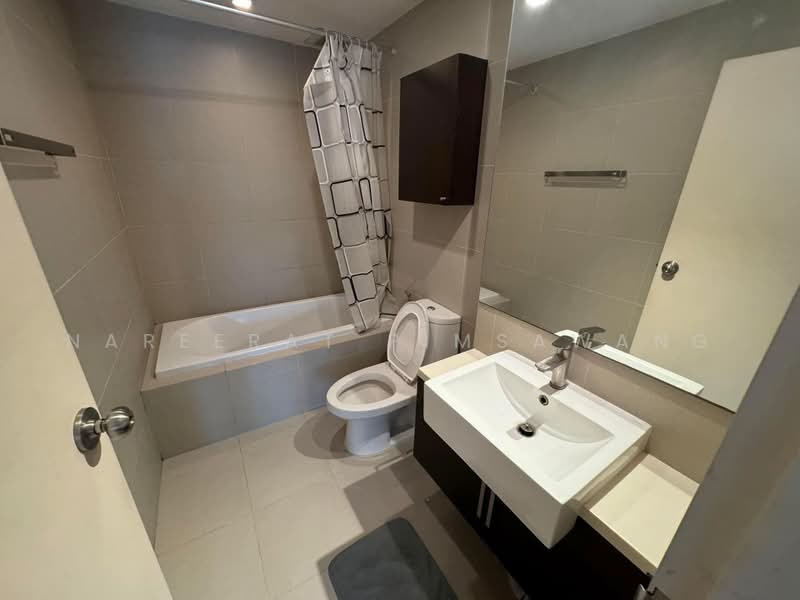 Noble Remix, Bangkok, 772 Soi Sukhumvit 36, Sukhumvit Road, Khong Tan, Khlong Toei, Bangkok, 1 Bedroom, 45 sqm, Condo For Rent, by Nareerat Pimsawang, 500490792 - DDproperty.com
