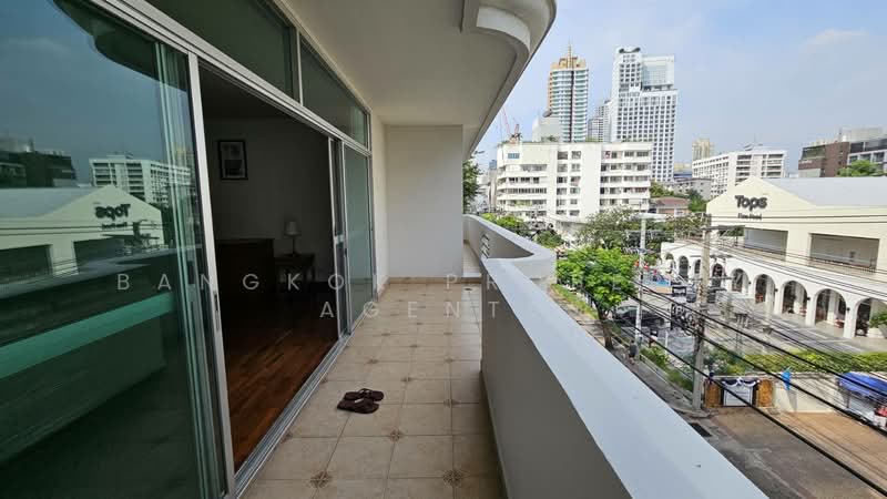 Aramvej Apartment, Bangkok, 181 Soi Sukhumvit 49/11, Khlong Tan Nua, Watthana, Bangkok, 3 Bedrooms, 300 sqm, Condo For Rent, by BANGKOK PROPERTY AGENTS, 500490795 - DDproperty.com