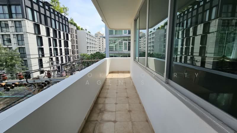 Aramvej Apartment, Bangkok, 181 Soi Sukhumvit 49/11, Khlong Tan Nua, Watthana, Bangkok, 3 Bedrooms, 300 sqm, Condo For Rent, by BANGKOK PROPERTY AGENTS, 500490795 - DDproperty.com