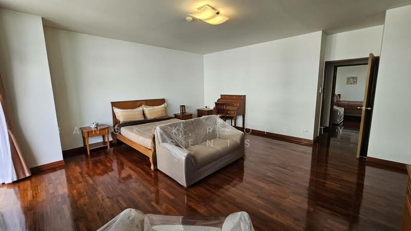 Aramvej Apartment, Bangkok, 181 Soi Sukhumvit 49/11, Khlong Tan Nua, Watthana, Bangkok, 3 Bedrooms, 300 sqm, Condo For Rent, by BANGKOK PROPERTY AGENTS, 500490795 - DDproperty.com