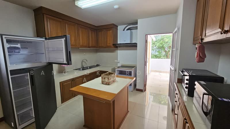 Aramvej Apartment : อร่ามเวศน์ อพาร์ทเม้นท์, กรุงเทพ, 181 ซอย สุขุมวิท 49/11, คลองตันเหนือ, วัฒนา, กรุงเทพ, 300 ตร.ม., คอนโด ให้เช่า, โดย BANGKOK PROPERTY AGENTS, 500490795 - DDproperty.com