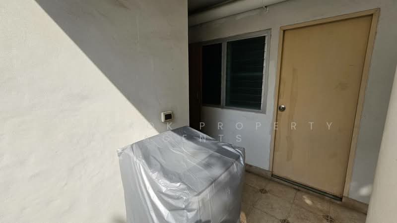 Aramvej Apartment, Bangkok, 181 Soi Sukhumvit 49/11, Khlong Tan Nua, Watthana, Bangkok, 3 Bedrooms, 300 sqm, Condo For Rent, by BANGKOK PROPERTY AGENTS, 500490795 - DDproperty.com