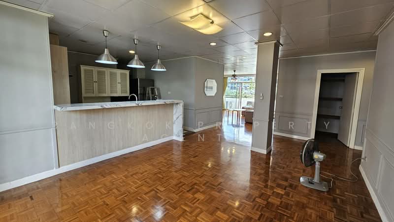 Aramvej Apartment, Bangkok, 181 Soi Sukhumvit 49/11, Khlong Tan Nua, Watthana, Bangkok, 4 Bedrooms, 260 sqm, Condo For Rent, by BANGKOK PROPERTY AGENTS, 500490832 - DDproperty.com