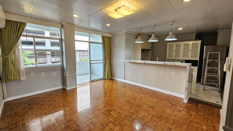 Aramvej Apartment, Bangkok, 181 Soi Sukhumvit 49/11, Khlong Tan Nua, Watthana, Bangkok, 4 Bedrooms, 260 sqm, Condo For Rent, by BANGKOK PROPERTY AGENTS, 500490832 - DDproperty.com