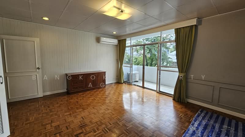 Aramvej Apartment : อร่ามเวศน์ อพาร์ทเม้นท์, กรุงเทพ, 181 ซอย สุขุมวิท 49/11, คลองตันเหนือ, วัฒนา, กรุงเทพ, 260 ตร.ม., คอนโด ให้เช่า, โดย BANGKOK PROPERTY AGENTS, 500490832 - DDproperty.com