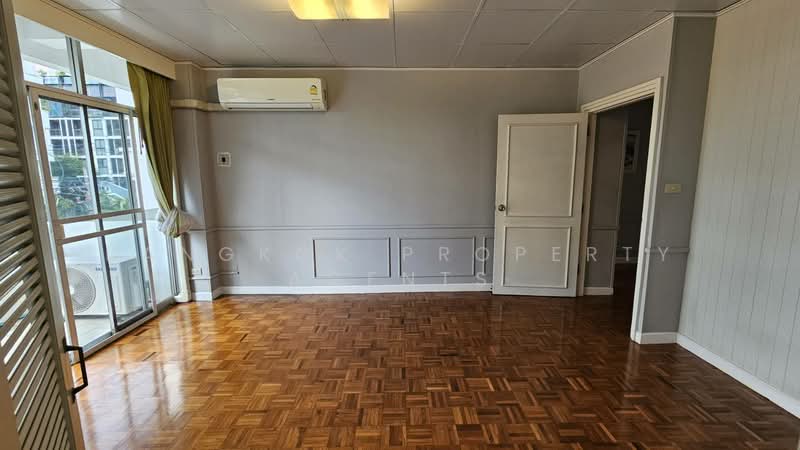 Aramvej Apartment, Bangkok, 181 Soi Sukhumvit 49/11, Khlong Tan Nua, Watthana, Bangkok, 4 Bedrooms, 260 sqm, Condo For Rent, by BANGKOK PROPERTY AGENTS, 500490832 - DDproperty.com