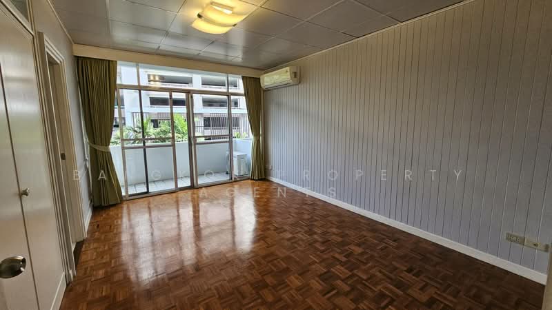 Aramvej Apartment, Bangkok, 181 Soi Sukhumvit 49/11, Khlong Tan Nua, Watthana, Bangkok, 4 Bedrooms, 260 sqm, Condo For Rent, by BANGKOK PROPERTY AGENTS, 500490832 - DDproperty.com