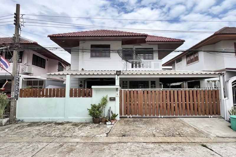 ซอยวชิรธรรมสาธิต 57, Bangkok, Bang Chak, Phra Khanong, Bangkok, 3 Bedrooms, 200 sqm, Single Detached House For Sale, by คุณเดย์, 500490834 - DDproperty.com