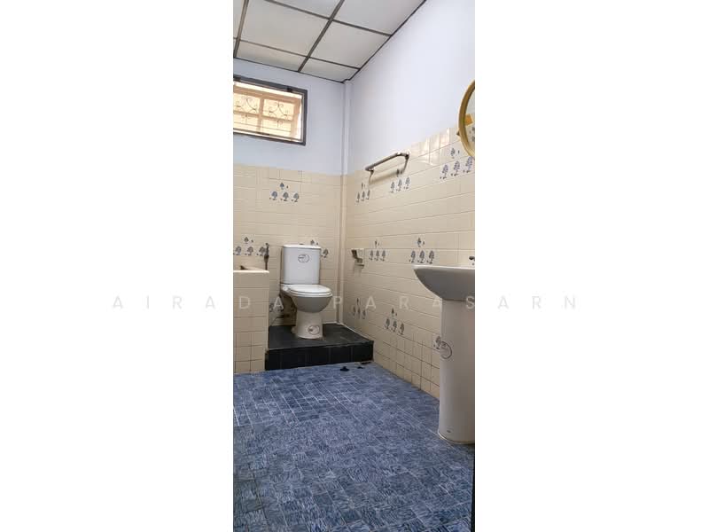 My house is in Charoen, Inthamara 41, Bangkok, Din Daeng, Bangkok, 3 Bedrooms, 184 sqm, Townhouse For Rent, by Airada Parasarn, 500490876 - DDproperty.com