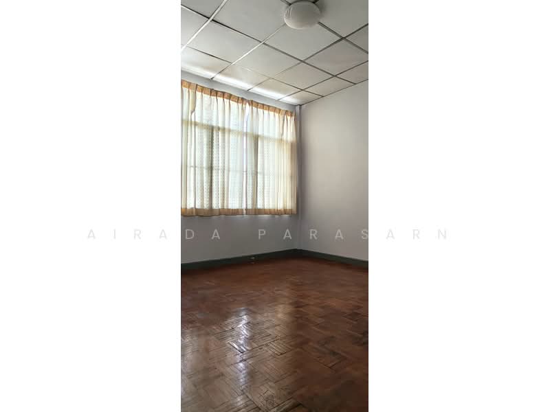 บ้านอยู่เจริญ อินทามระ 41, กรุงเทพ, ดินแดง, กรุงเทพ, 184 ตร.ม., ทาวน์เฮ้าส์ ให้เช่า, โดย Airada Parasarn, 500490876 - DDproperty.com