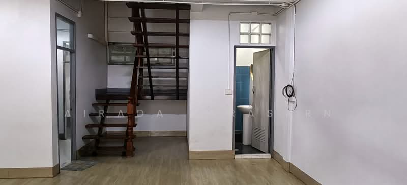 My house is in Charoen, Inthamara 41, Bangkok, Din Daeng, Bangkok, 3 Bedrooms, 184 sqm, Townhouse For Rent, by Airada Parasarn, 500490876 - DDproperty.com