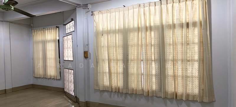 My house is in Charoen, Inthamara 41, Bangkok, Din Daeng, Bangkok, 3 Bedrooms, 184 sqm, Townhouse For Rent, by Airada Parasarn, 500490876 - DDproperty.com