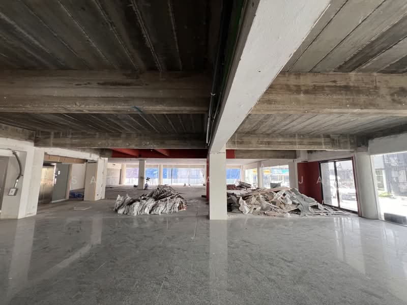 Space for rent Ekkamai, Sukhumvit, Bangkok, Khlong Tan Nua, Watthana, Bangkok, , 63 sqm, Retail Space For Rent, by Sumitara Sampattavanija, 500490908 - DDproperty.com