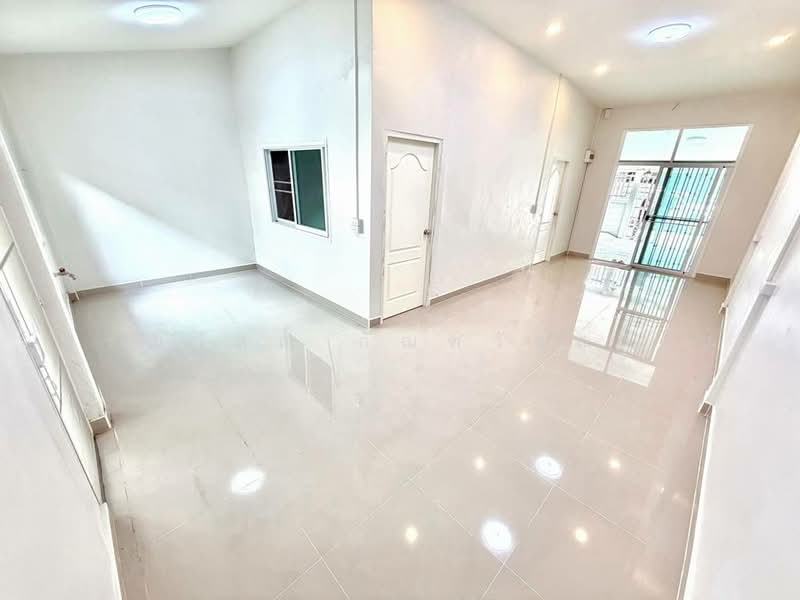 ขาย ทาวน์เฮ้าส์ ชุมชนพงษ์เพชร แจ้งวัฒนะ 14, Bangkok, Thung Song Hong, Lak Si, Bangkok, 2 Bedrooms, 45 sqm, Townhouse For Sale, by กรณวัสส์ กัณฑวัสส์วงส์, 500490917 - DDproperty.com