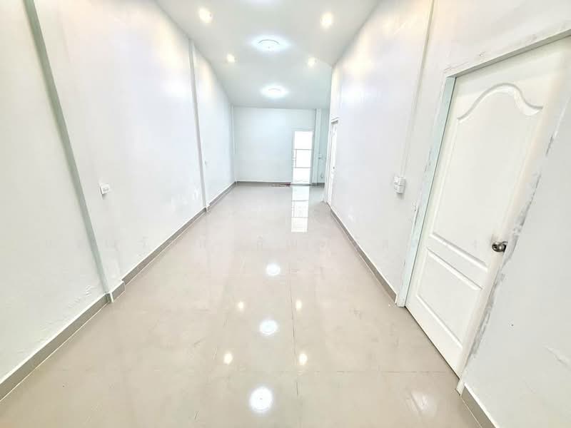 ขาย ทาวน์เฮ้าส์ ชุมชนพงษ์เพชร แจ้งวัฒนะ 14, Bangkok, Thung Song Hong, Lak Si, Bangkok, 2 Bedrooms, 45 sqm, Townhouse For Sale, by กรณวัสส์ กัณฑวัสส์วงส์, 500490917 - DDproperty.com