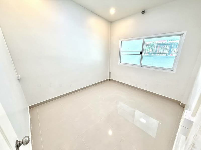ขาย ทาวน์เฮ้าส์ ชุมชนพงษ์เพชร แจ้งวัฒนะ 14, Bangkok, Thung Song Hong, Lak Si, Bangkok, 2 Bedrooms, 45 sqm, Townhouse For Sale, by กรณวัสส์ กัณฑวัสส์วงส์, 500490917 - DDproperty.com