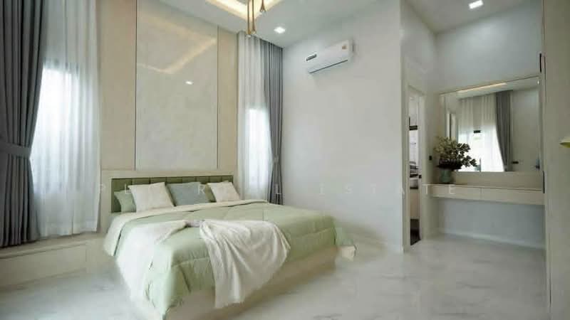 ขายบ้านพูลวิลล่าหรู 4 ห้องนอน ในพัทยาฝั่งตะวันออก, ชลบุรี, บางละมุง, ชลบุรี, 400 ตร.ม., วิลล่า ขาย, โดย PLC real estate, 500490921 - DDproperty.com