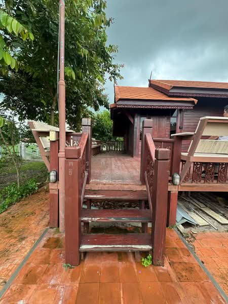 ขาย บ้านเรือนไทยชั้นเดี่ยว พื้นยกสูง 2 ห้องนอน 2 ห้องน้ำแอร์ครบทุกห้องมีครัวในครัวนอก, นครนายก, ท่าช้าง, เมืองนครนายก, นครนายก, 1,320 ตร.ม., บ้านเดี่ยว ขาย, โดย พรกิตตา นิธินันท์ปภา, 500490923 - DDproperty.com