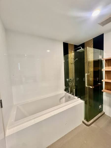 Plus Condo Sriracha, Chon Buri (Pattaya), Sriracha-Nongyaibu Road, Surasak, Si Racha, Chon Buri (Pattaya), 1 Bedroom, 35 sqm, Condo For Rent, by A House Property Co.,Ltd., 500490930 - DDproperty.com