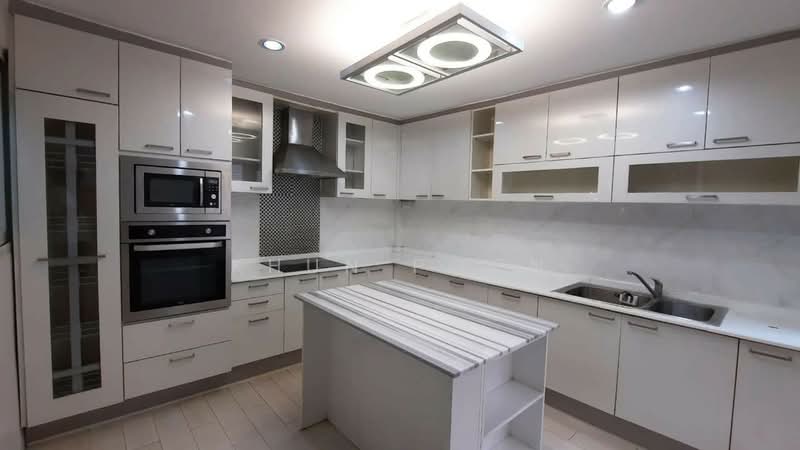 Waratorn Ville : หมู่บ้านวราธรวิลล์, กรุงเทพ, ซอย ฤกษ์ตรีลักษณ์, สวนหลวง, กรุงเทพ, 300 ตร.ม., ทาวน์เฮ้าส์ ให้เช่า, โดย Khun Poon, 500490934 - DDproperty.com