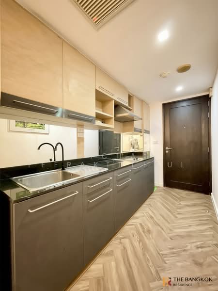 Noble Ambience Sarasin, Bangkok, Soi Sarasin, Sarasin Road, Lumphini, Pathum Wan, Bangkok, 1 Bedroom, 50 sqm, Condo For Rent, by Nicha Peerakittikul, 500490935 - DDproperty.com