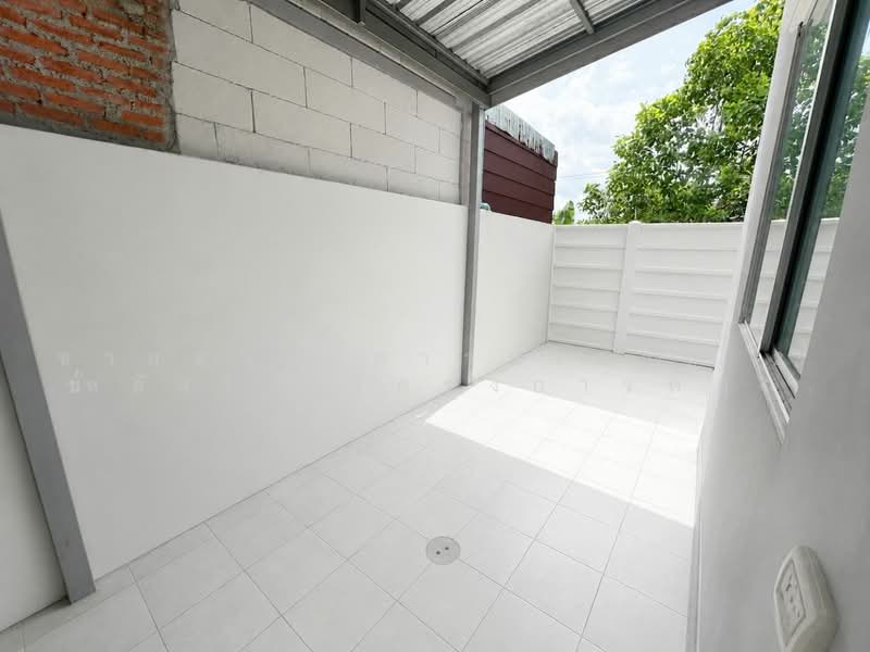 Pruksa ville 56, Nakhon Pathom, Bang Toey Market Road, Bang Toei, Sam Phran, Nakhon Pathom, 3 Bedrooms, 240 sqm, Townhouse For Sale, by ขายด่วน ทาวน์เฮ้าส์ 2 ชั้น หลังริม โครงการพฤกษาวิลล์ 56, 500490939 - DDproperty.com