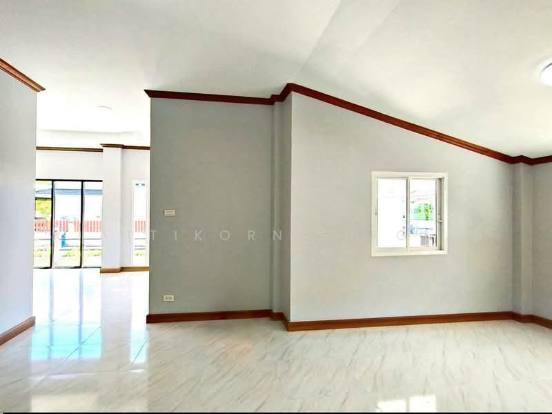 บ้านเดี่ยว 61.3 ตร.ว. เมืองนครศรีธรรมราช, Nakhon Si Thammarat, Na Khian, Muang Nakhon Sri Thammarat, Nakhon Si Thammarat, 3 Bedrooms, 90 sqm, Single Detached House For Sale, by KIATTIKORN SUKGLUB, 500490956 - DDproperty.com