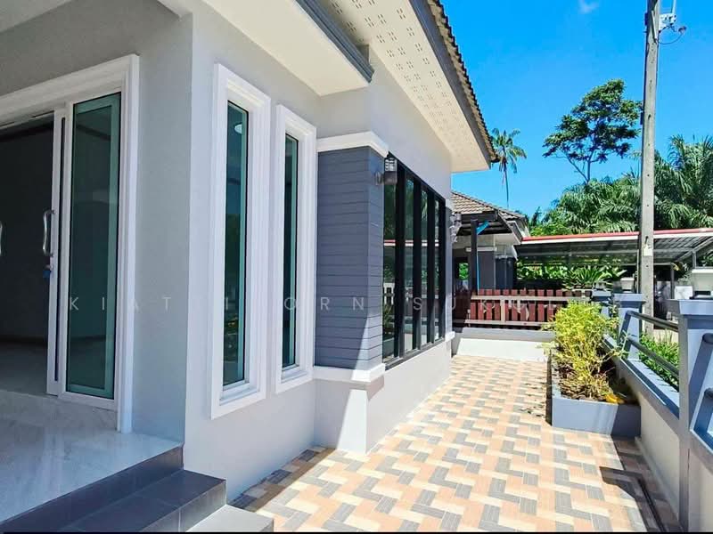 บ้านเดี่ยว 61.3 ตร.ว. เมืองนครศรีธรรมราช, Nakhon Si Thammarat, Na Khian, Muang Nakhon Sri Thammarat, Nakhon Si Thammarat, 3 Bedrooms, 90 sqm, Single Detached House For Sale, by KIATTIKORN SUKGLUB, 500490956 - DDproperty.com