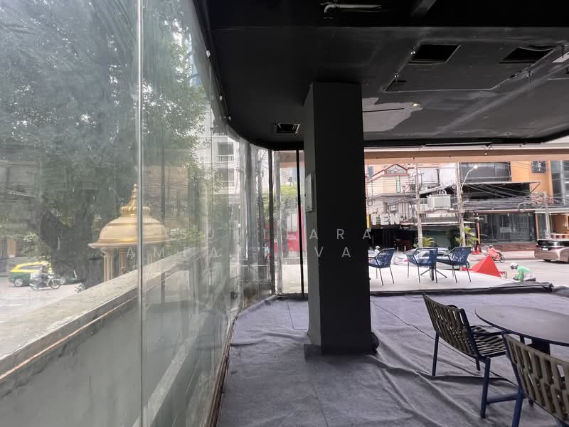 พื้นที่ให้เช่าทองหล่อ สุขุมวิท : Space for rent Thonglor, Sukhumvit, กรุงเทพ, คลองตันเหนือ, วัฒนา, กรุงเทพ, 245 ตร.ม., พื้นที่ขายของ ให้เช่า, โดย Sumitara Sampattavanija, 500490968 - DDproperty.com