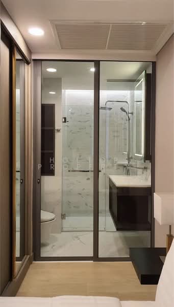 Siamese Exclusive Queens, Bangkok, 388 Phai Singto Alley, Khlong Toei, Bangkok, 1 Bedroom, 35 sqm, Condo For Rent, by Holtop Property, 500490990 - DDproperty.com