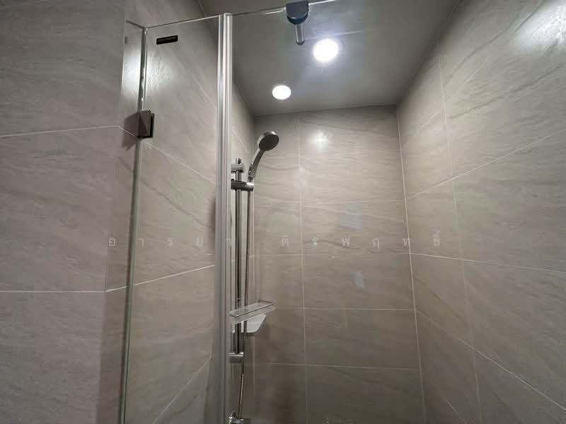 THE CROWN Residences, Bangkok, Rama 4 Road, Thung Maha Mek, Sathon, Bangkok, 2 Bedrooms, 53 sqm, Condo For Rent, by อารยา ติรพฤทธิ์, 500491001 - DDproperty.com