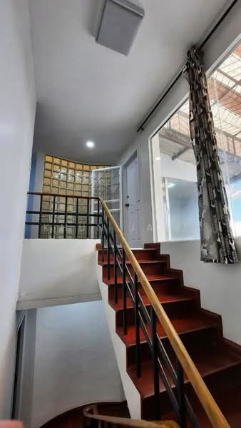 Waratorn Ville, Bangkok, Soi Rerktrilak, Suan Luang, Bangkok, 5 Bedrooms, 300 sqm, Townhouse For Rent, by Khun Jane, 500491048 - DDproperty.com