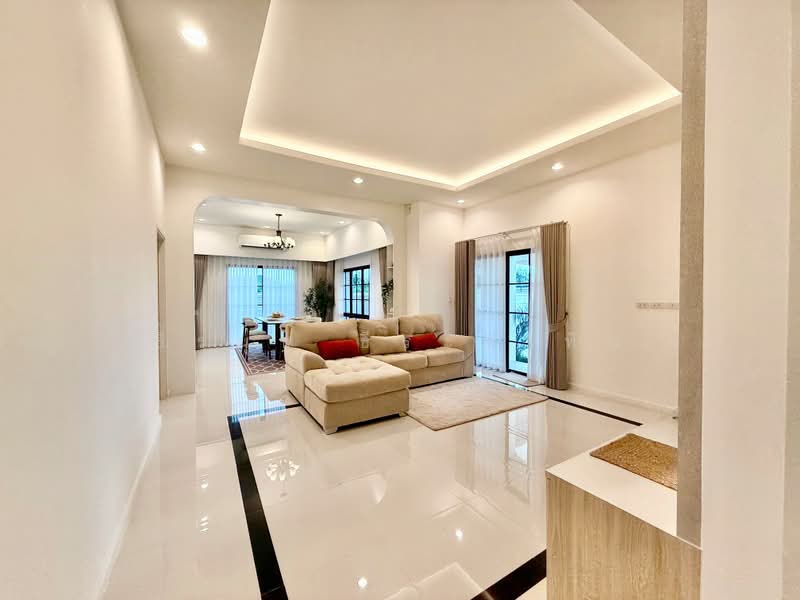 Luxury European-Style Model House For Sale – Parish De Canal, Ratchaburi, เพชรเกษม-โคกหม้อ ซอย 11, Khok Mo, Muang Ratchaburi, Ratchaburi, 3 Bedrooms, 184 sqm, Single Detached House For Sale, by ธีรนุช ธีระวาทิน, 500491056 - DDproperty.com